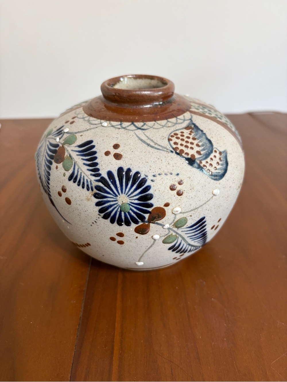 Antique vase Artist is Tonala Hand-Painted Floral Ceramic Vase - White and Blue